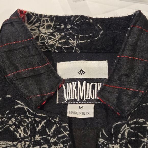 Yak Magik Black Wool Blend Art-to-Wear Red and Gray String Print Jacket, Size M - Picture 9 of 11